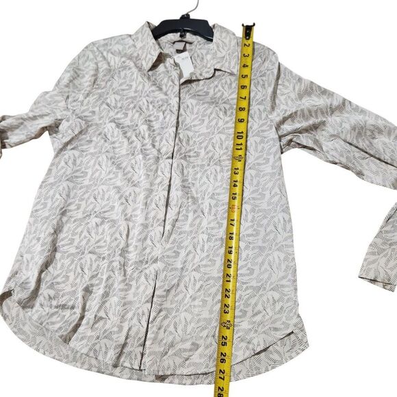 HM silky shirt Size Medium Hidden Buttons Long sleeve Lightweight - Picture 4 of 14